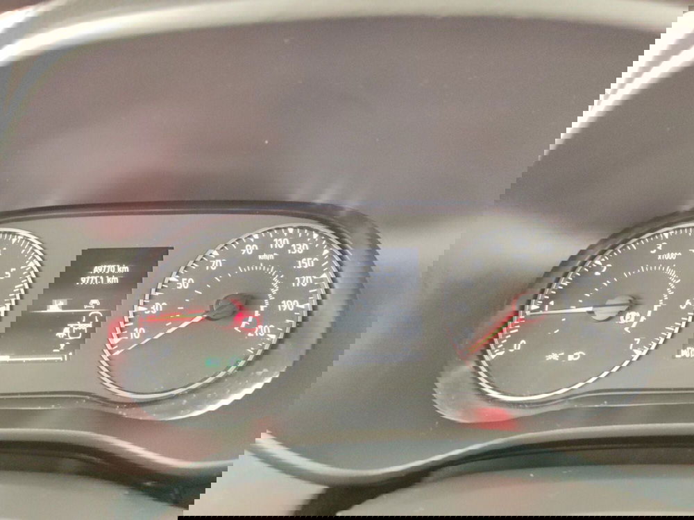 Dacia Duster usata a Massa-Carrara (16)