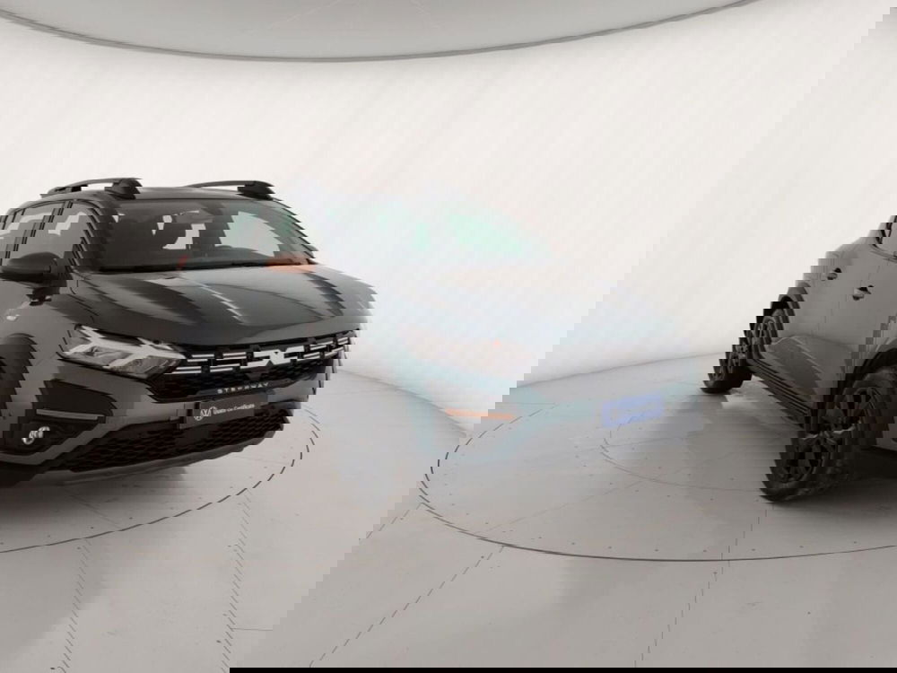 Dacia Duster usata a Massa-Carrara (4)