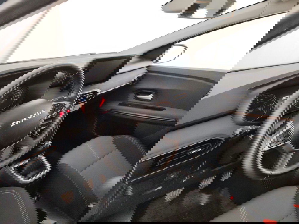 Dacia Duster usata a Massa-Carrara (8)