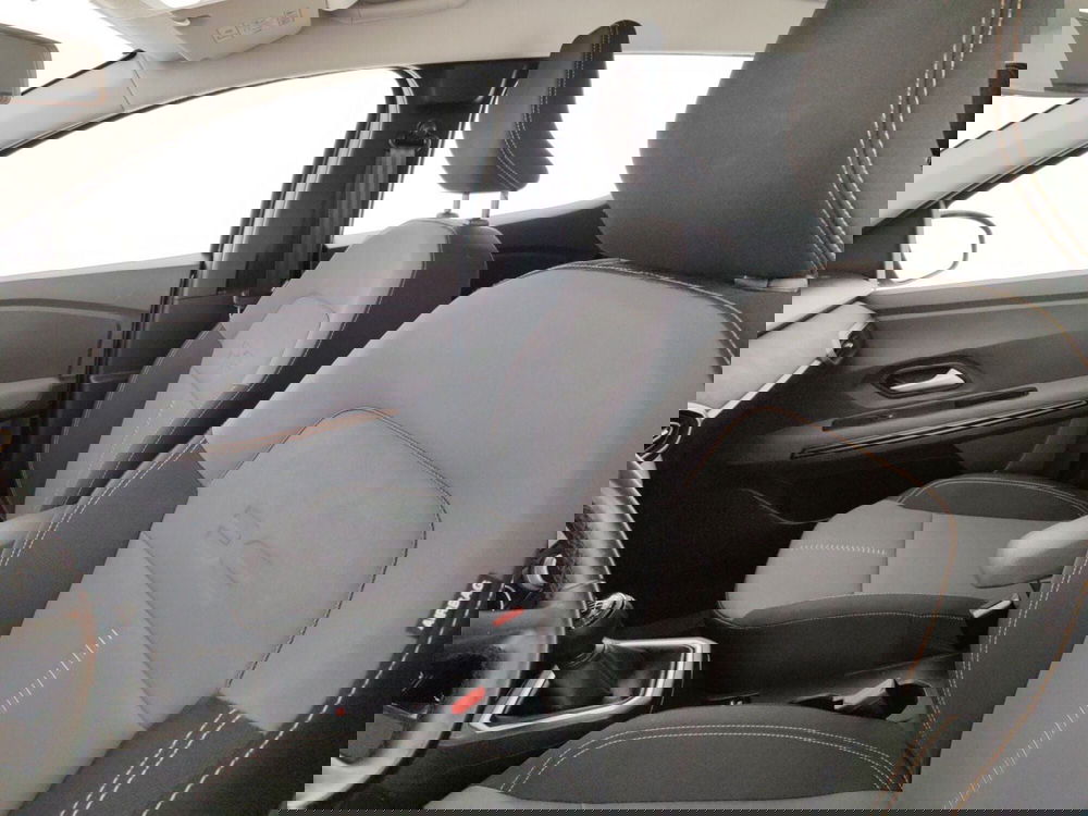 Dacia Duster usata a Massa-Carrara (9)