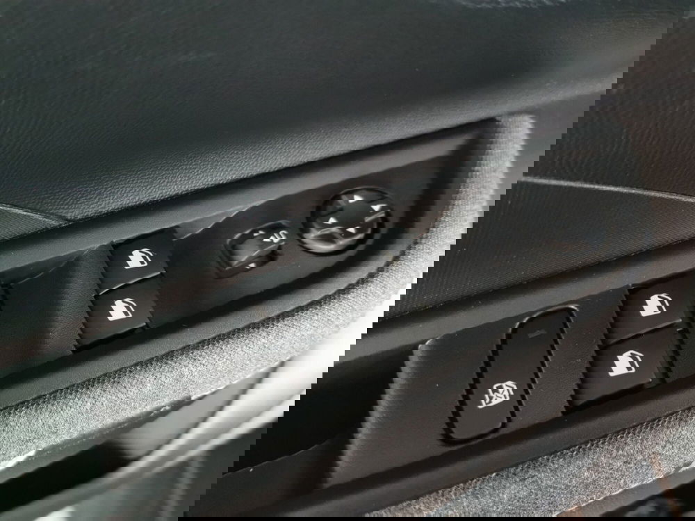 Opel Frontera nuova a Taranto (18)