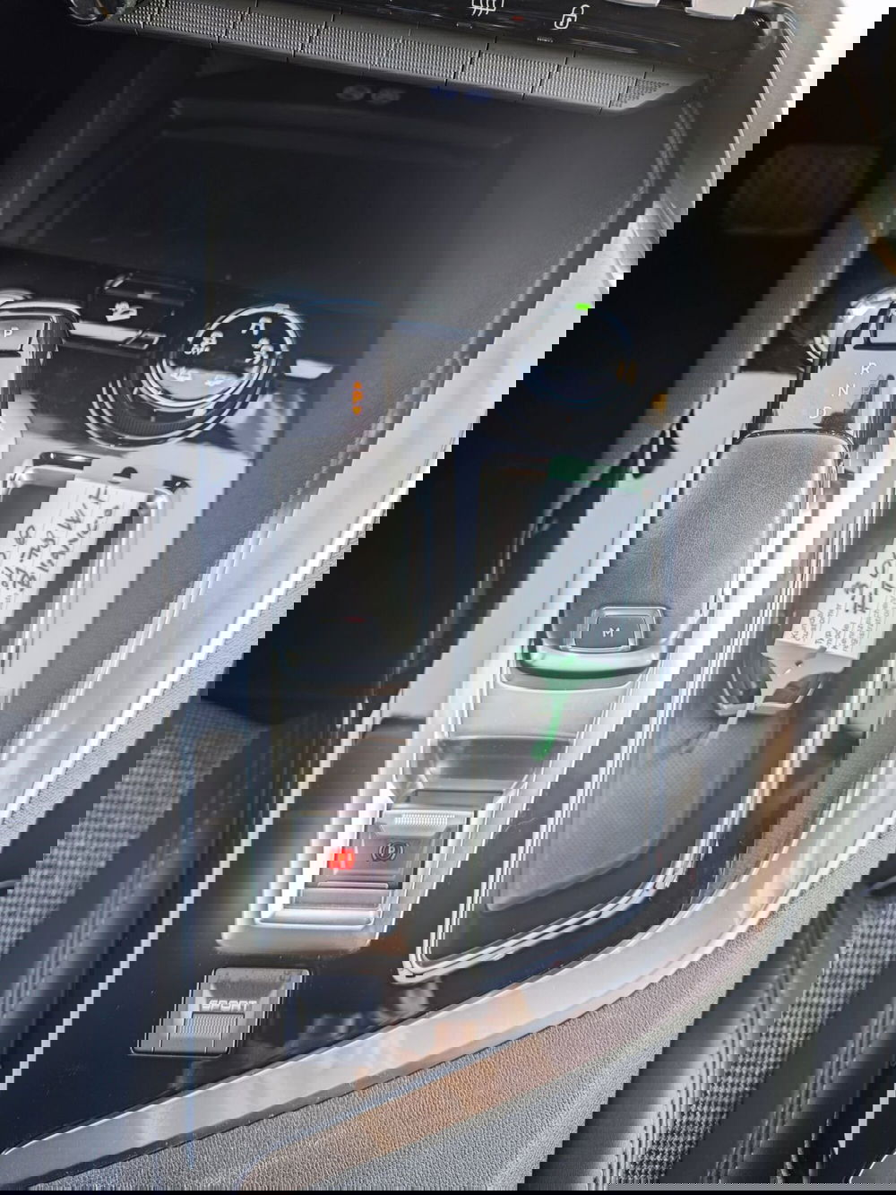 Peugeot 3008 usata a Cremona (19)