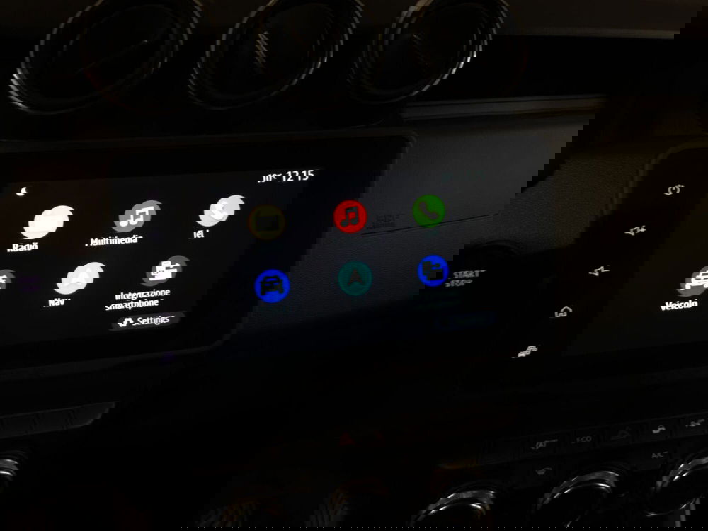 Dacia Duster usata a Milano (13)