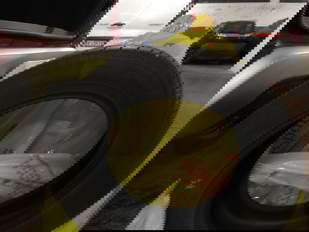 Dacia Duster usata a Milano (16)