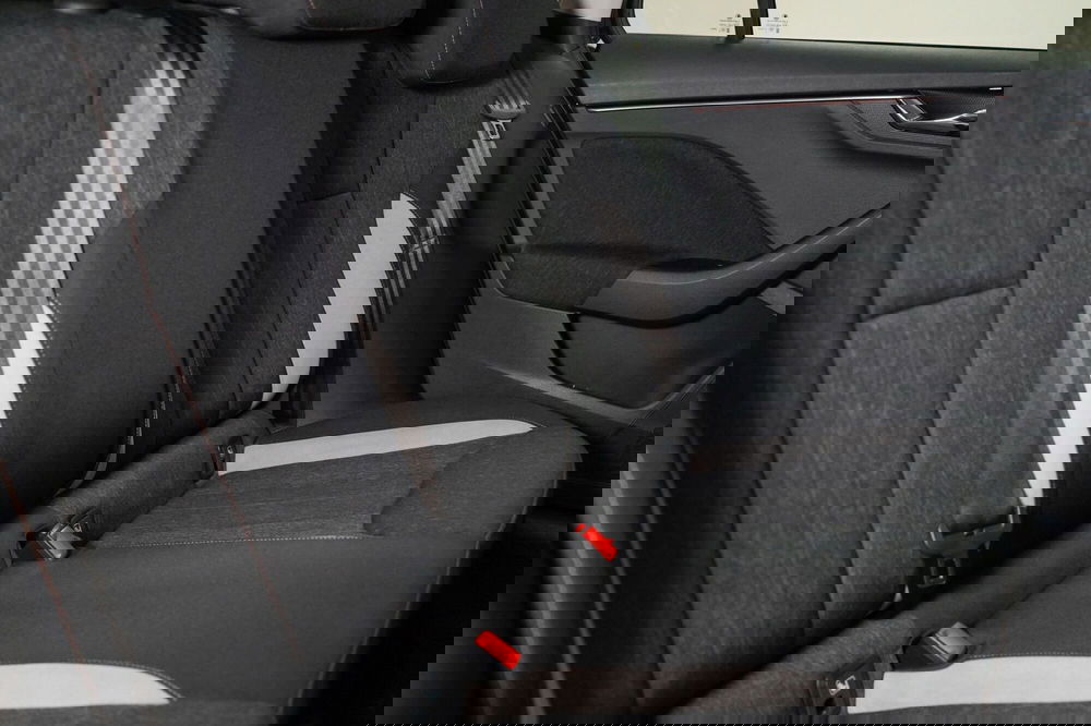 Skoda Kamiq usata a Varese (12)