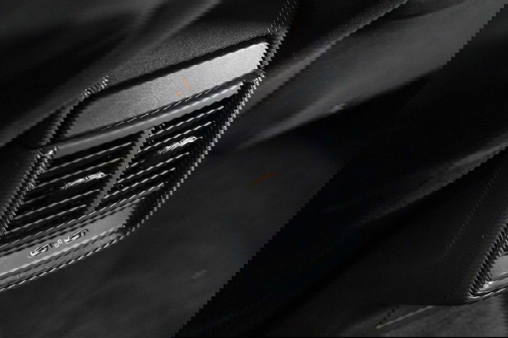 Skoda Kamiq usata a Varese (20)