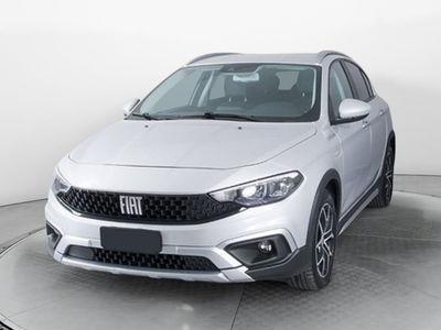 Fiat Tipo Tipo 5p 1.5 t4 hybrid Cross 130cv dct del 2023 usata a Fisciano