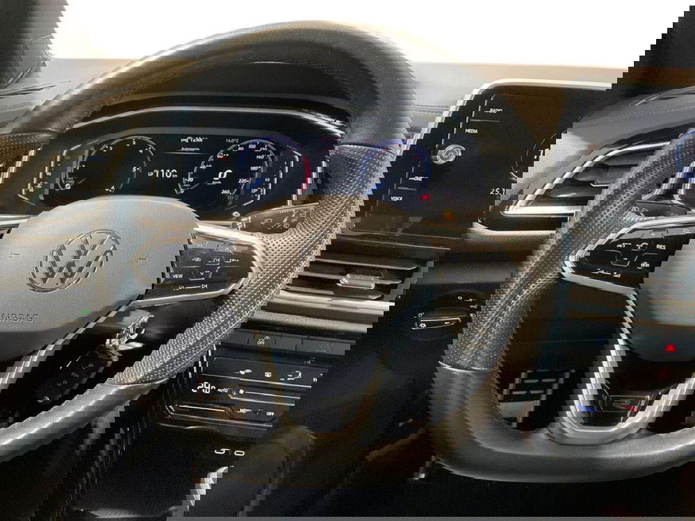 Volkswagen T-Roc usata a Pistoia (10)