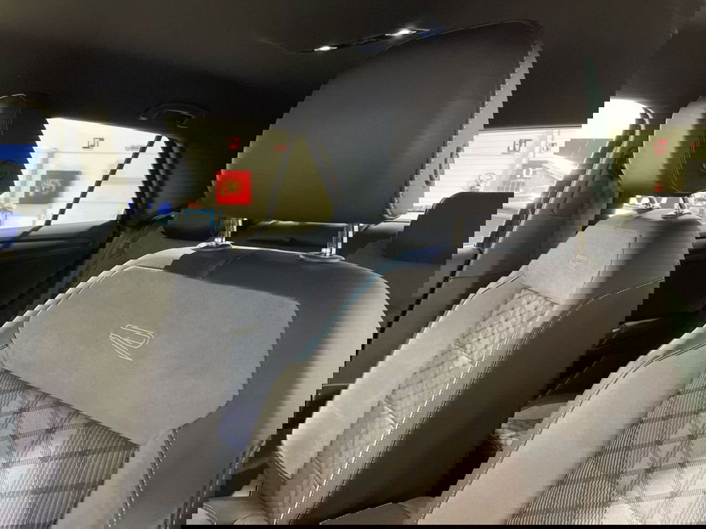 Volkswagen T-Roc usata a Pistoia (17)