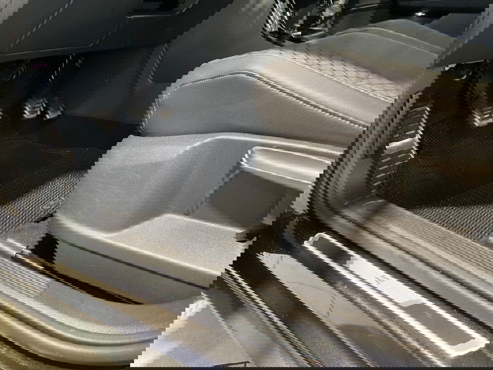 Volkswagen T-Roc usata a Pistoia (18)