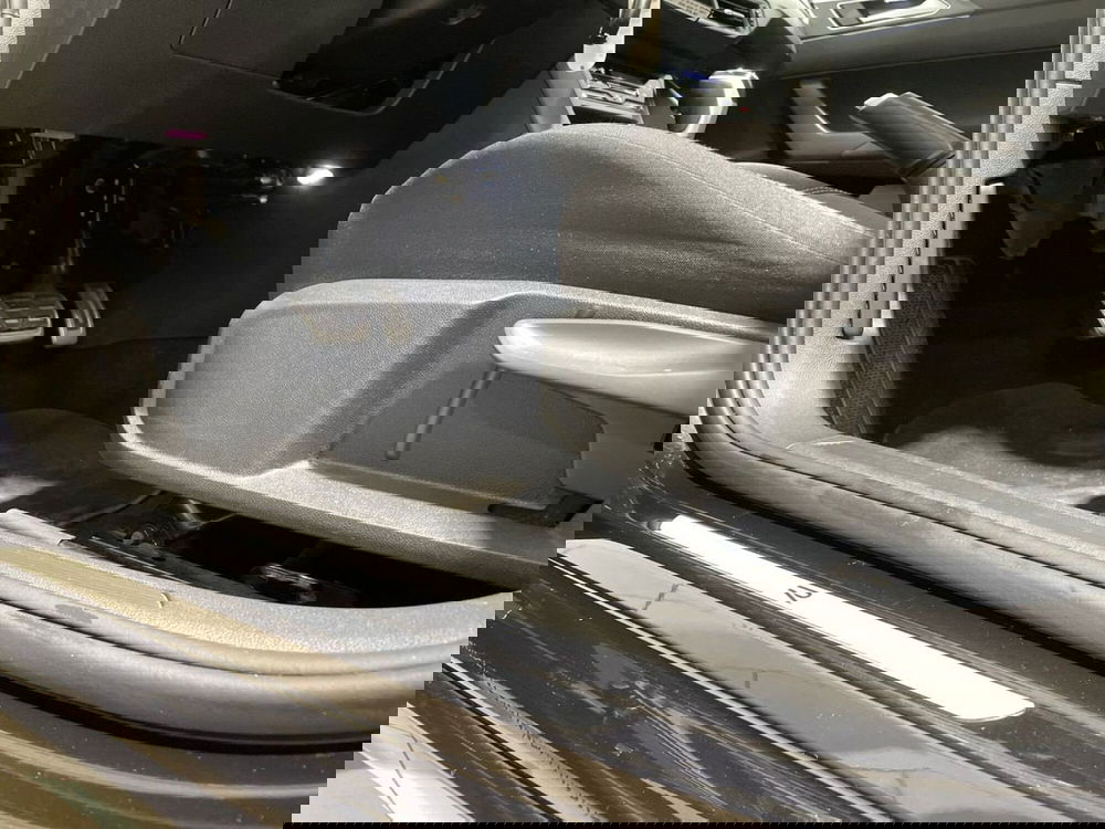 Volkswagen Taigo usata a Pistoia (18)