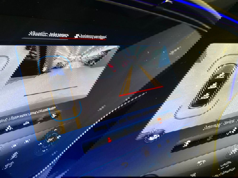 Mercedes-Benz EQE SUV nuova a Prato (17)