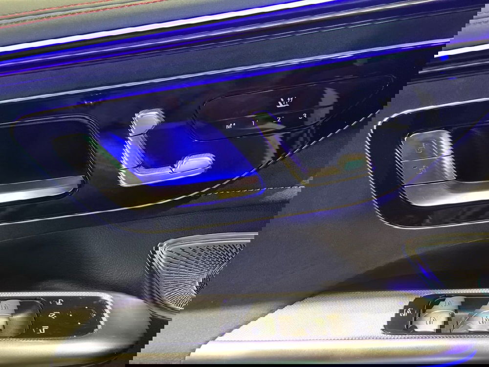 Mercedes-Benz EQE SUV nuova a Prato (19)