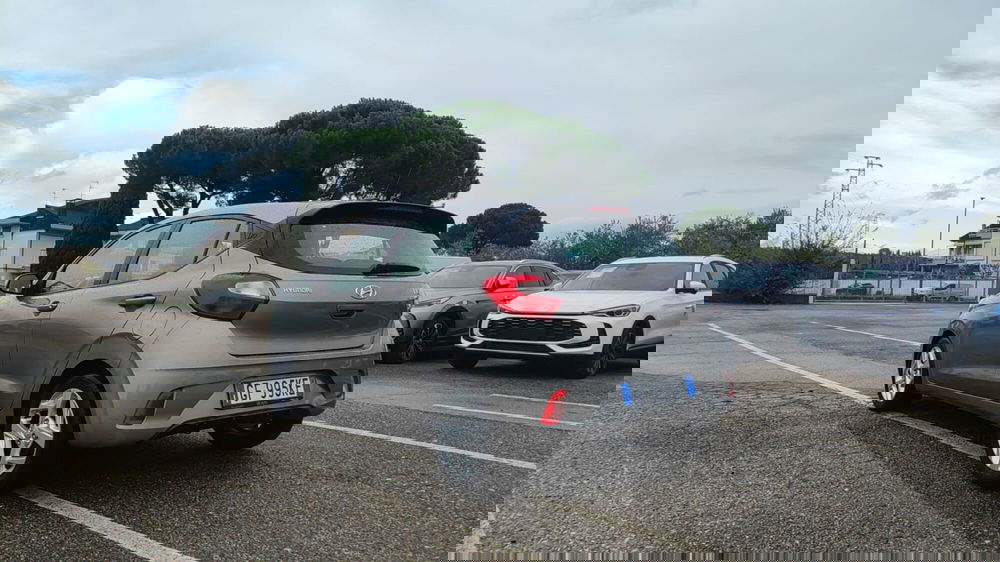 Hyundai i10 usata a Firenze (7)