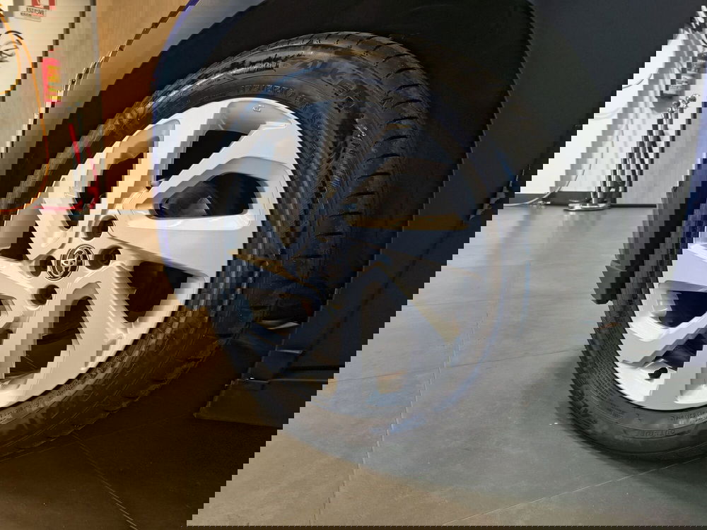 Toyota Aygo X usata a Catanzaro (12)