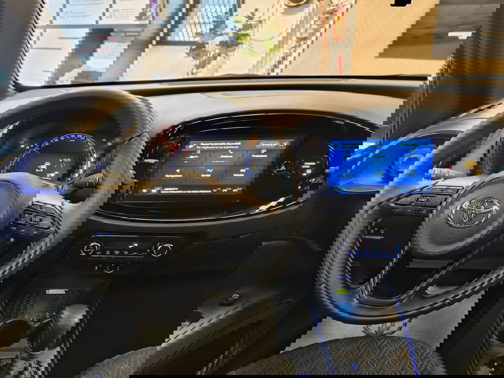 Toyota Aygo X usata a Catanzaro (16)