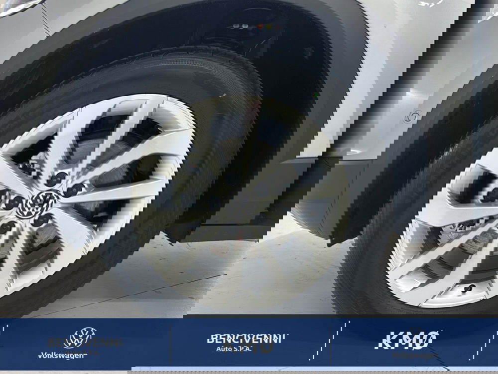 Volkswagen T-Roc nuova a Catanzaro (12)