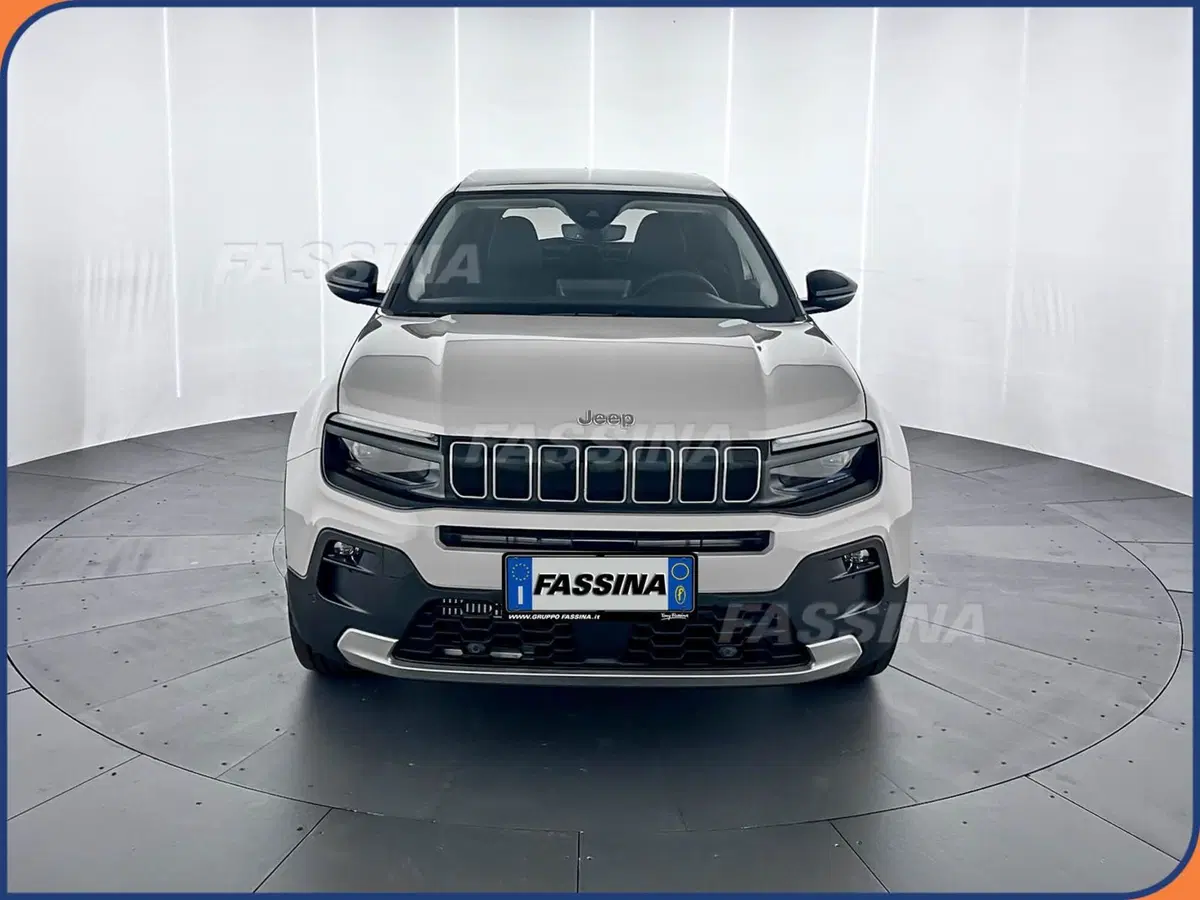Jeep Avenger nuova a Milano (2)