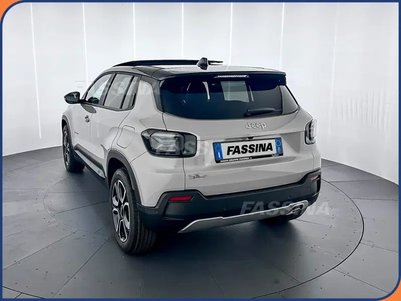 Jeep Avenger nuova a Milano (4)