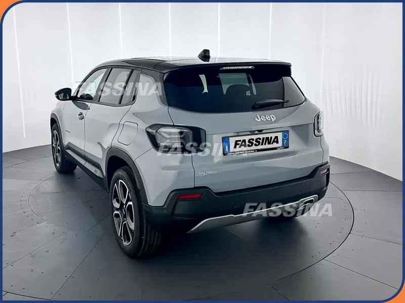 Jeep Avenger nuova a Milano (4)