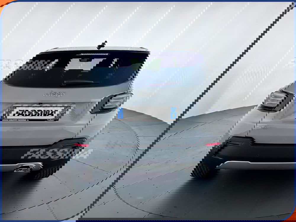 Jeep Avenger nuova a Milano (5)