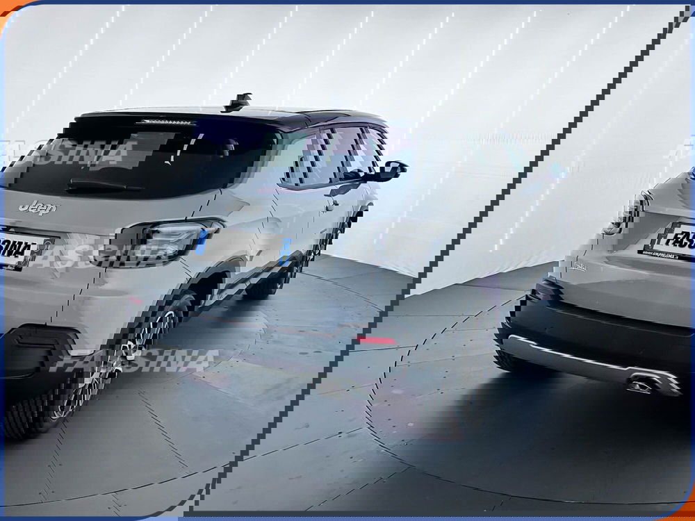 Jeep Avenger nuova a Milano (6)