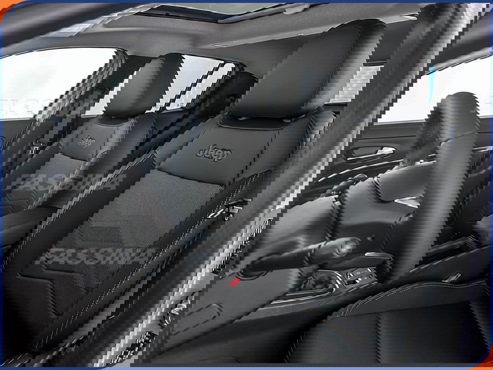 Jeep Avenger nuova a Milano (8)