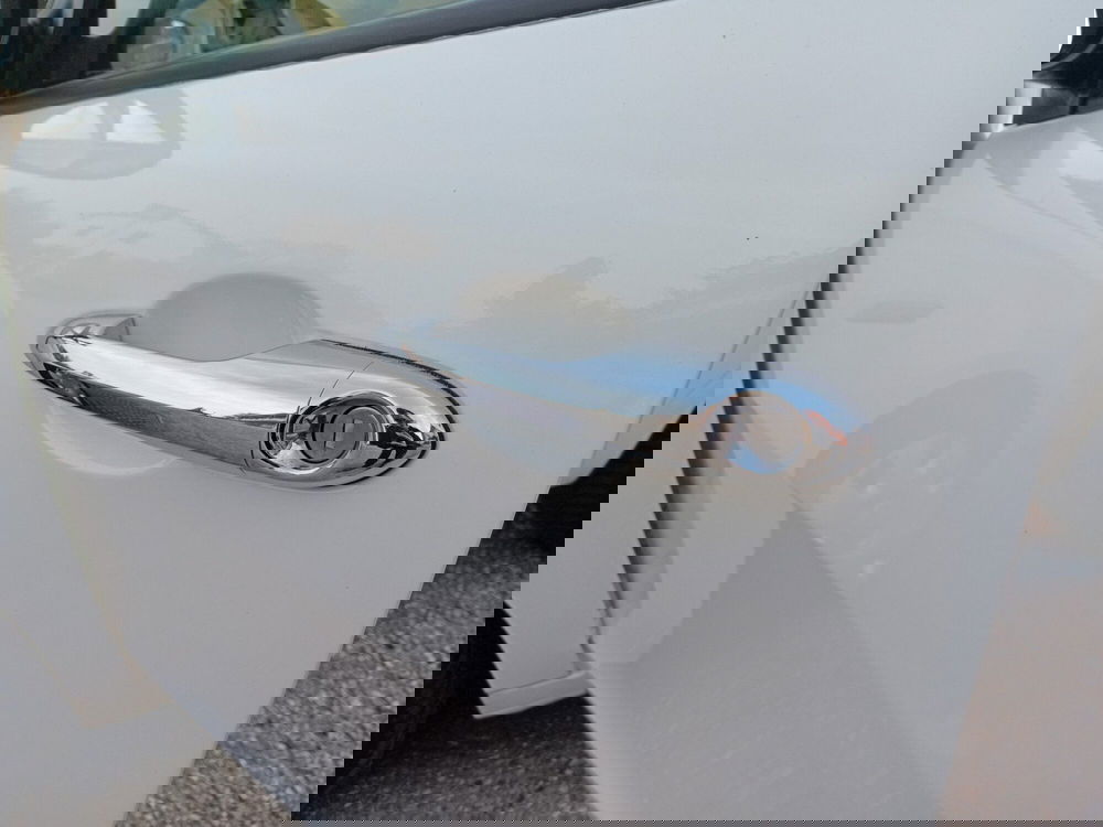 Lancia Ypsilon usata a Parma (19)