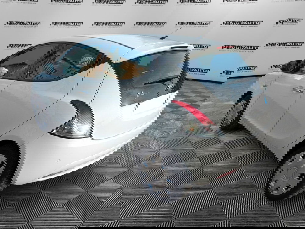 Lancia Ypsilon usata a Parma (3)