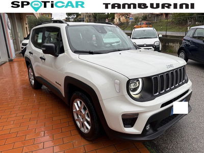 Jeep Renegade 1.5 turbo t4 mhev Altitude 2wd dct del 2024 usata a Cortona