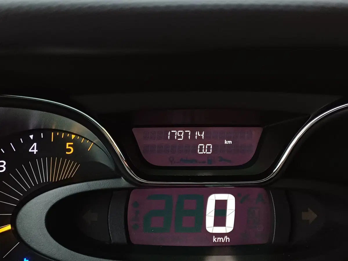 Renault Captur usata a Modena (10)