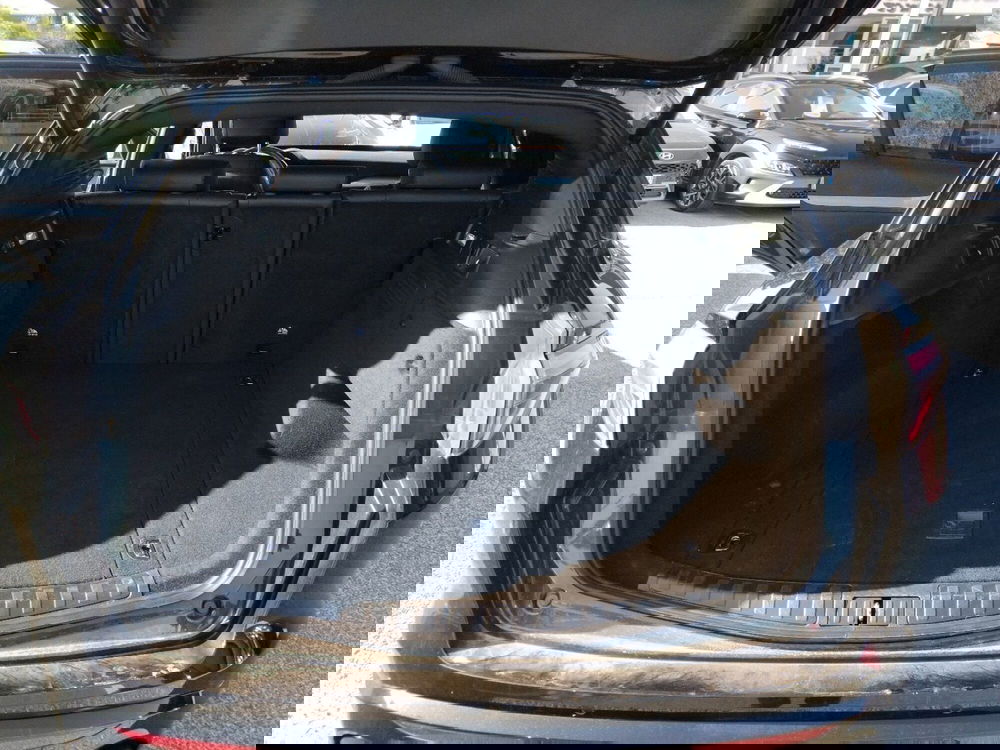 Alfa Romeo Stelvio usata a Latina (11)