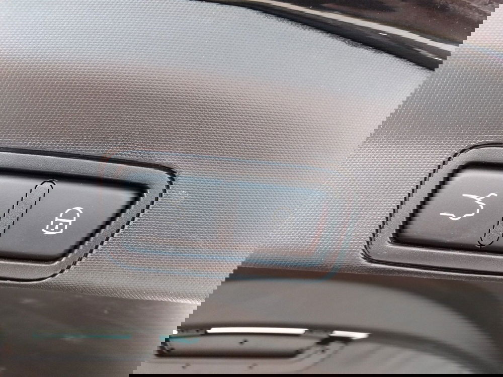 Alfa Romeo Stelvio usata a Latina (13)