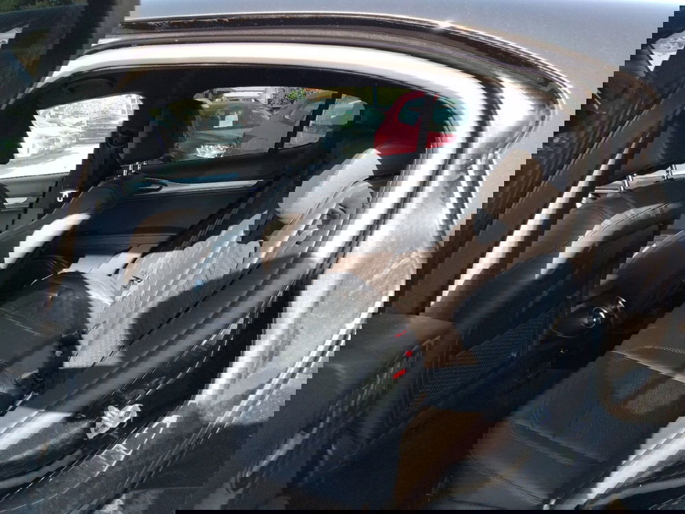 Alfa Romeo Stelvio usata a Latina (14)