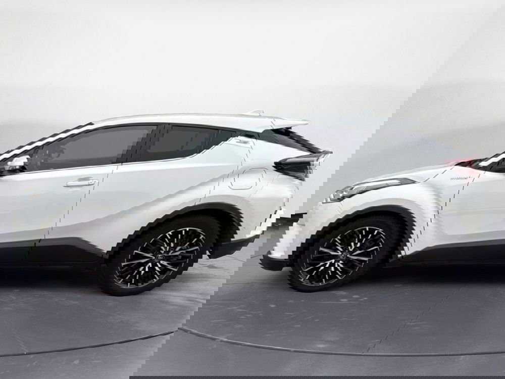 Toyota Toyota C-HR usata a Reggio Calabria (2)