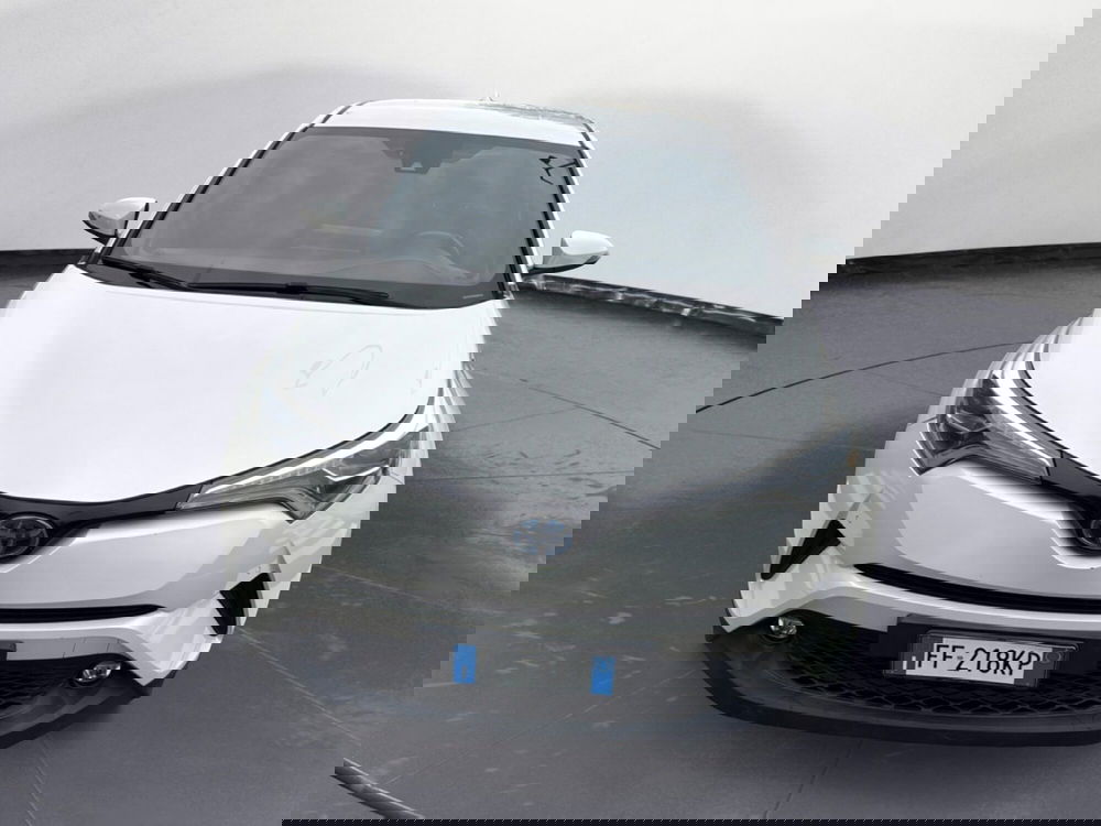 Toyota Toyota C-HR usata a Reggio Calabria (3)