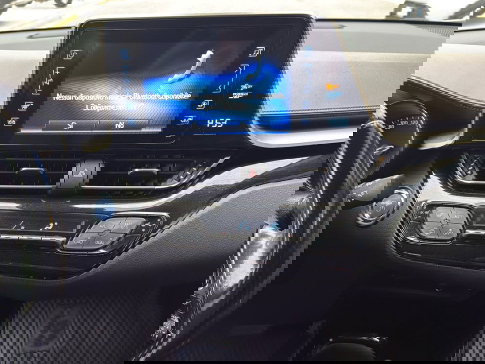 Toyota Toyota C-HR usata a Reggio Calabria (9)