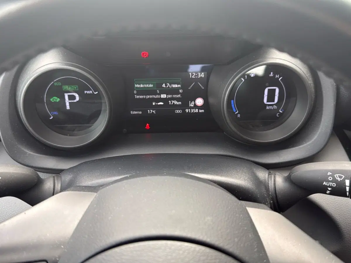 Toyota Yaris Cross usata a Reggio Calabria (10)