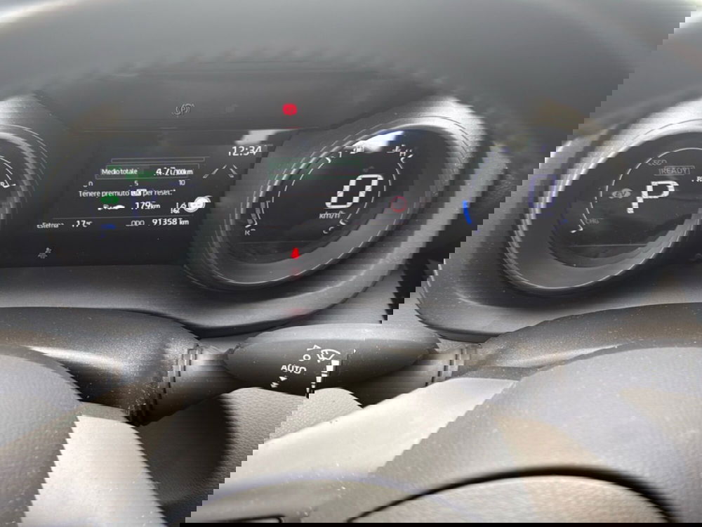 Toyota Yaris Cross usata a Reggio Calabria (10)