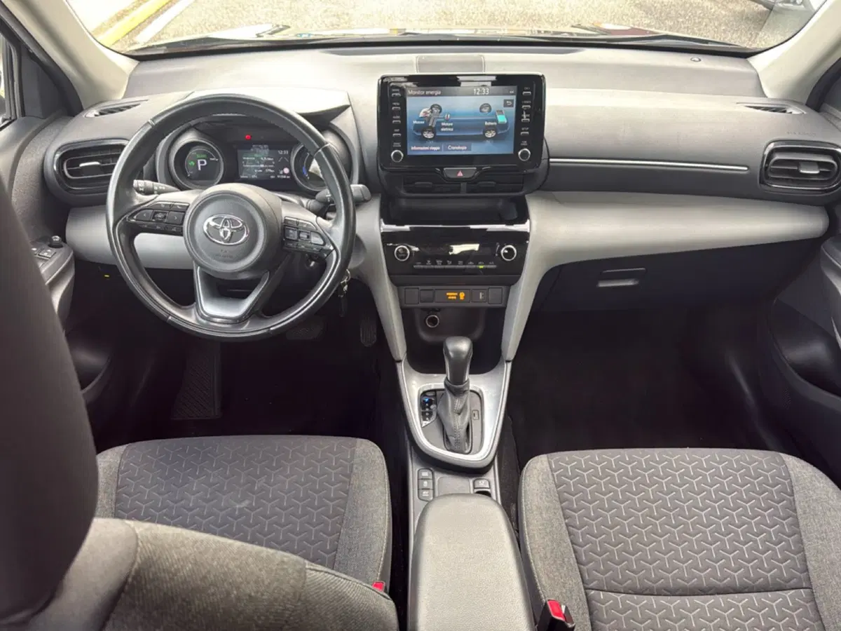 Toyota Yaris Cross usata a Reggio Calabria (7)