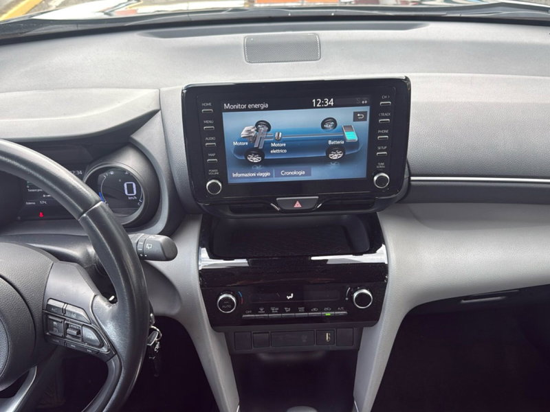 Toyota Yaris Cross usata a Reggio Calabria (9)