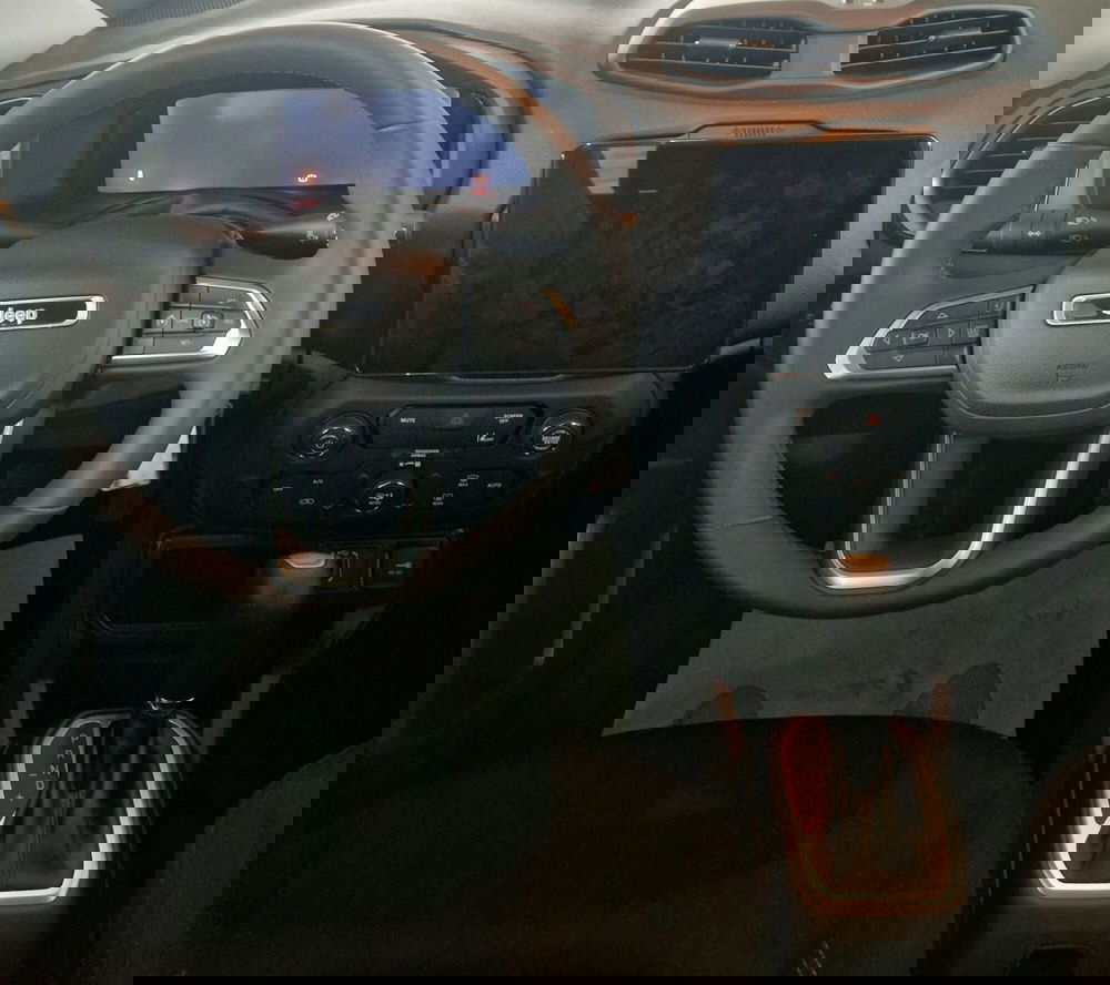 Jeep Renegade usata a Terni (11)