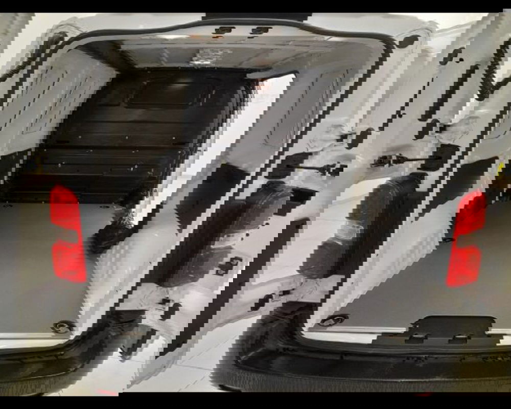 Opel Vivaro Furgone usata a Alessandria (11)