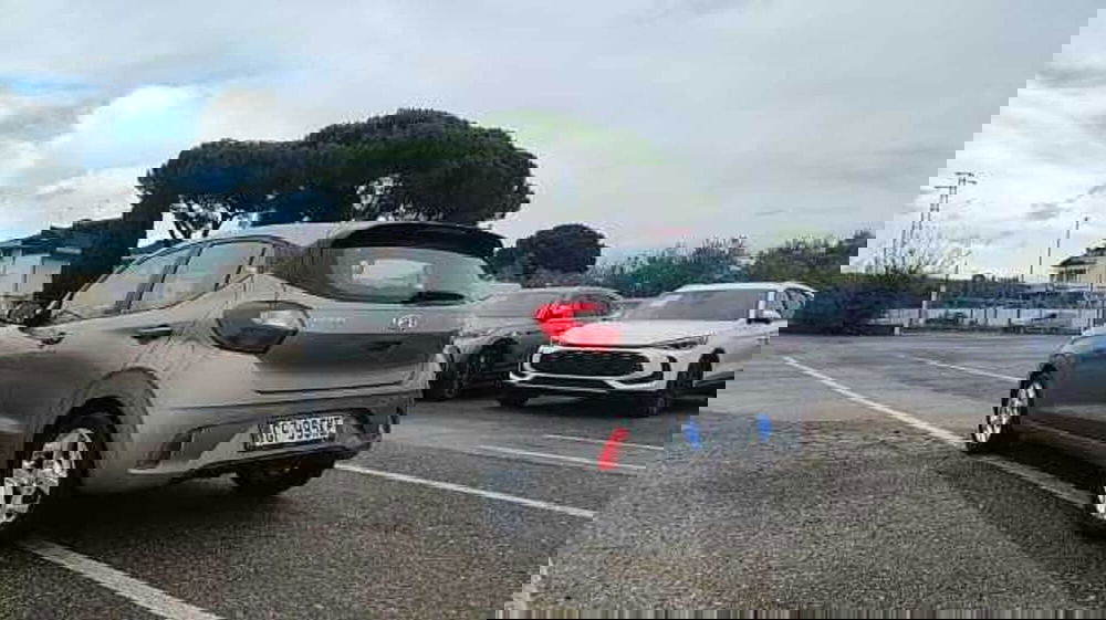 Hyundai i10 usata a Firenze (7)