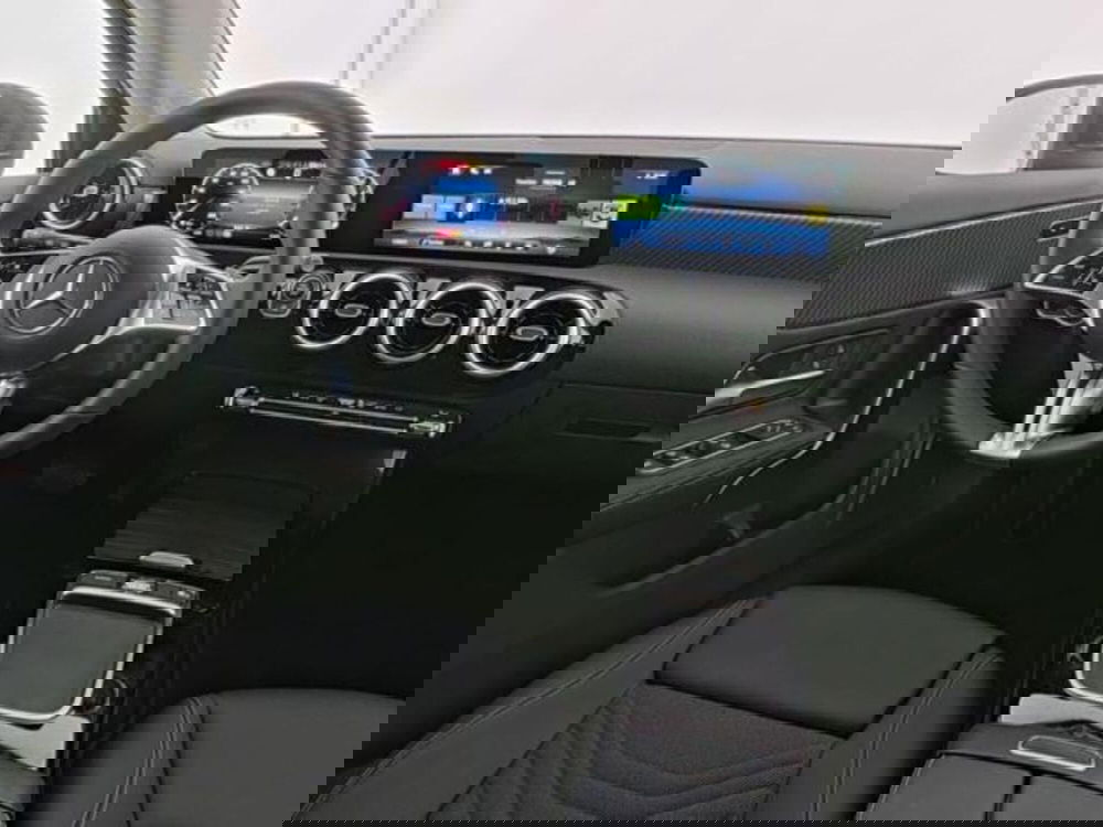 Mercedes-Benz Classe A usata a Milano (7)