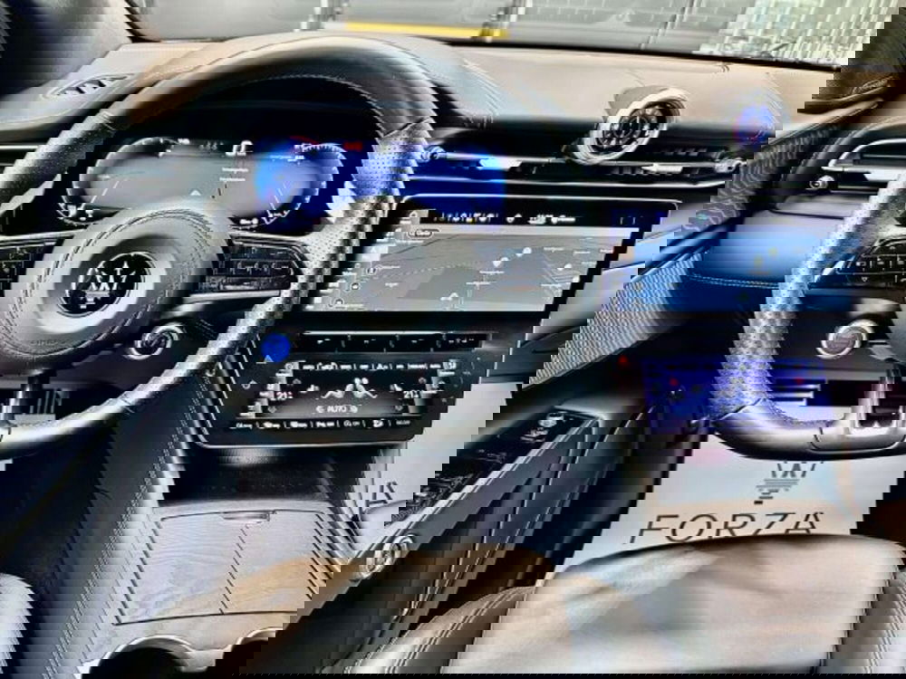 Maserati Grecale usata a Torino (14)