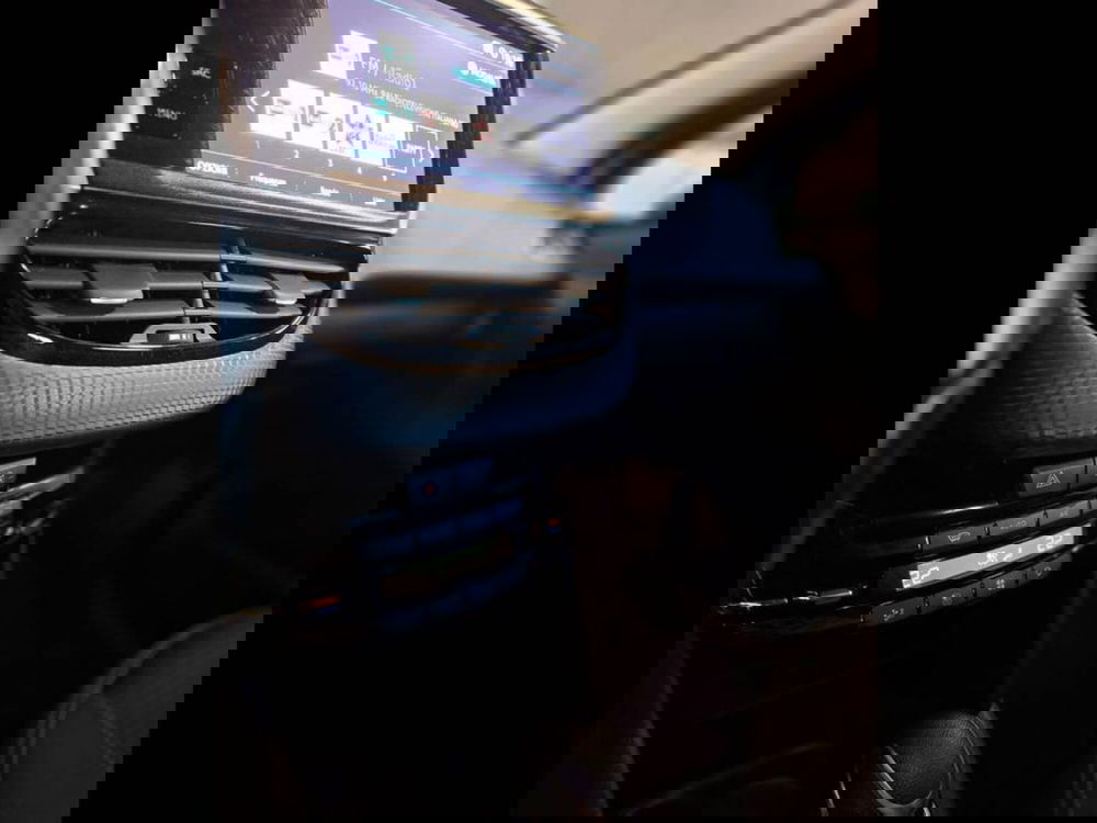 Peugeot 208 usata a Torino (8)