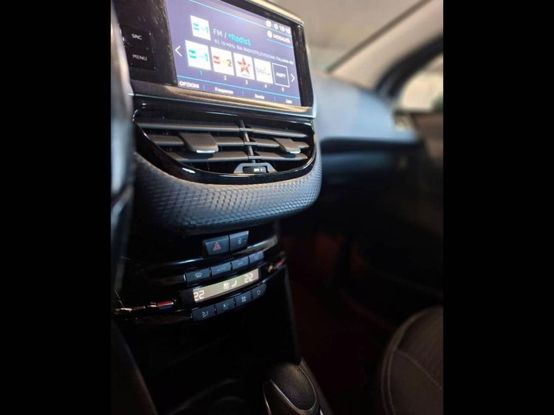 Peugeot 208 usata a Torino (8)