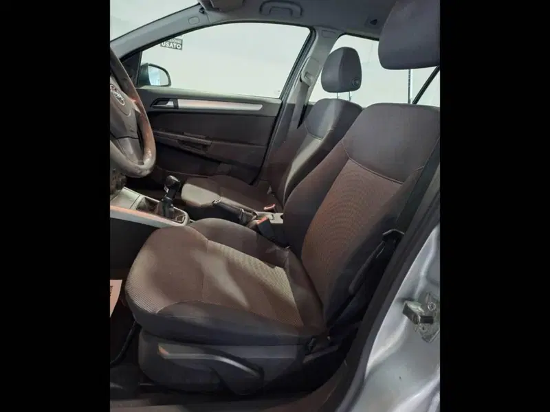 Opel Astra Station Wagon usata a Torino (14)