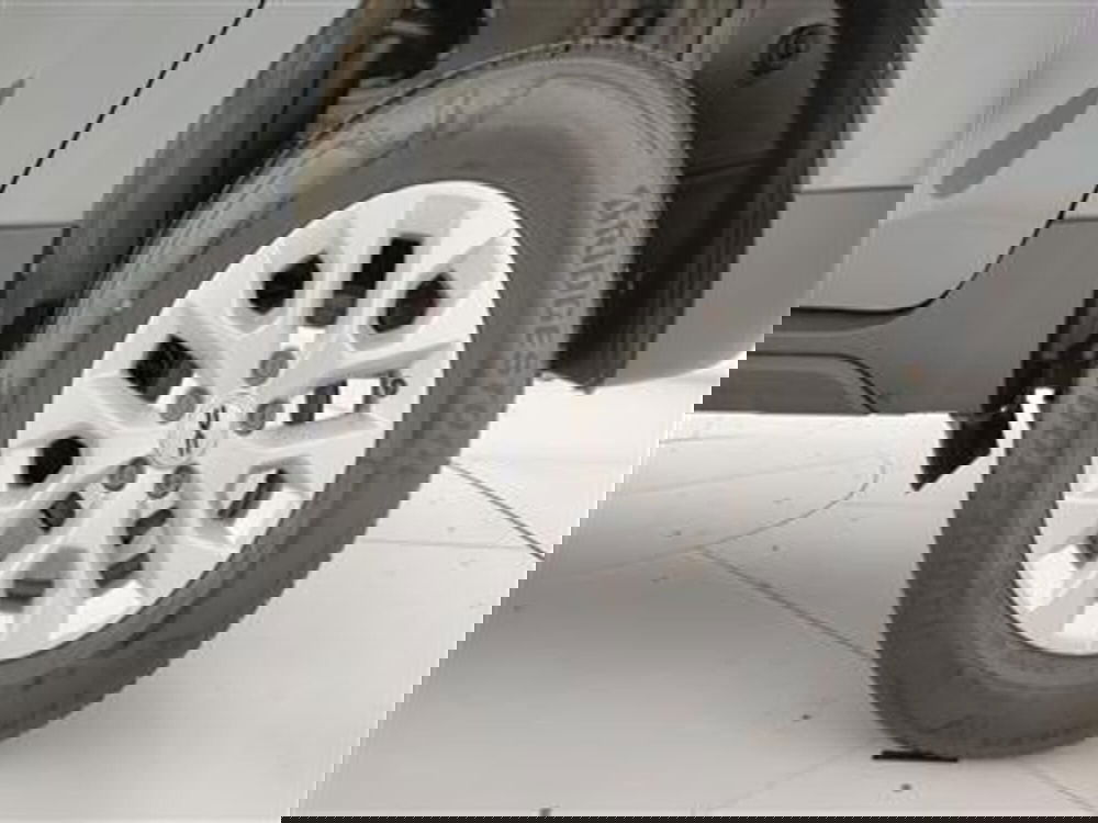 Dacia Duster usata a Bari (11)